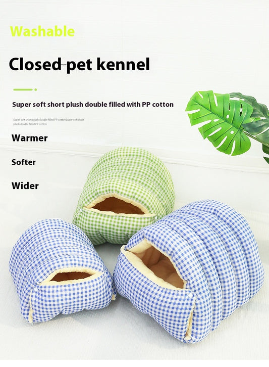 Winter closed-off cat bed